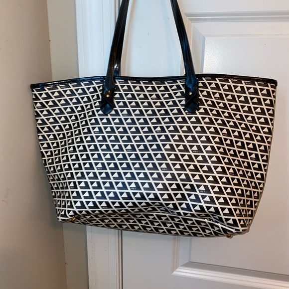 Purse - Picture 4 of 4